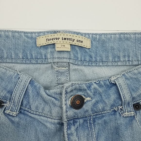 Forever 21 Straight Leg Denim - Picture 7 of 7